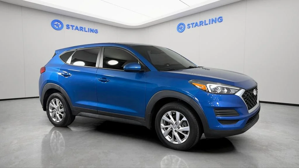 Used 2019 Blue Hyundai SE image 13
