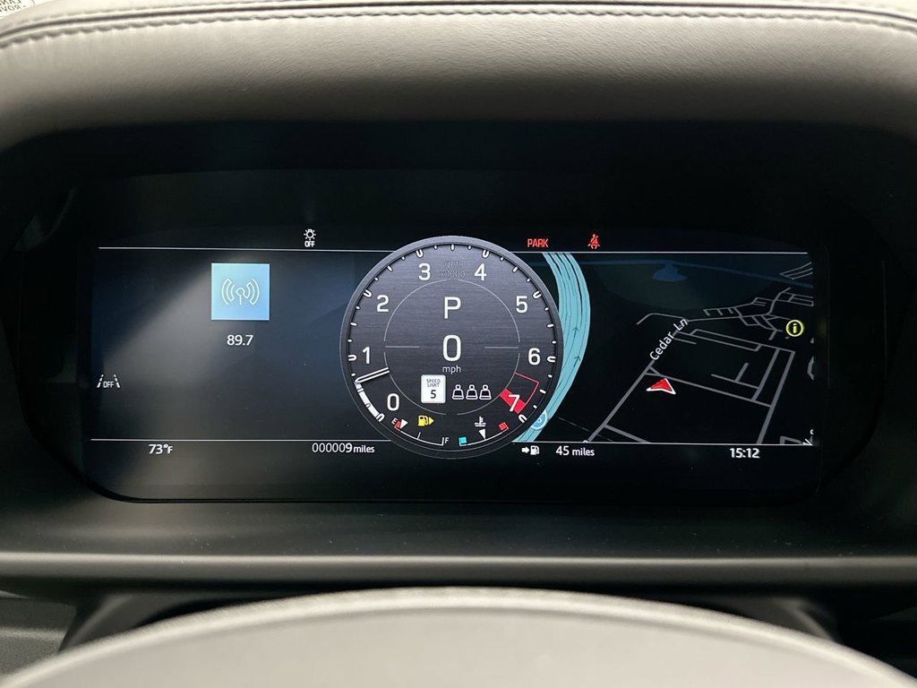 New 2026 Santorini Black Land Rover X-Dynamic SE image 16