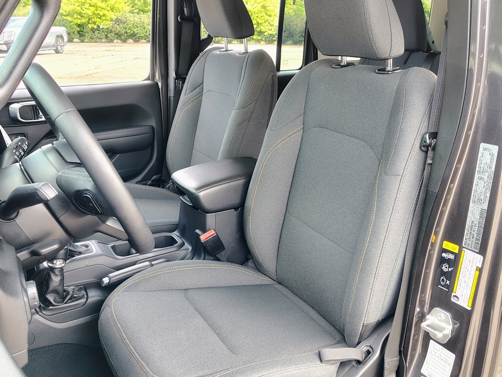 2025 Jeep Wrangler 4-Door Willys - Photo 26