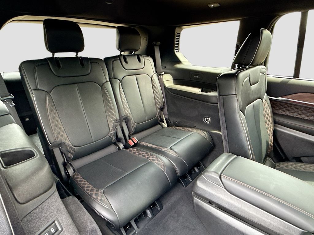 Certified Used 2025 Baltic Gray Metallic Clearcoat Jeep Summit image 31
