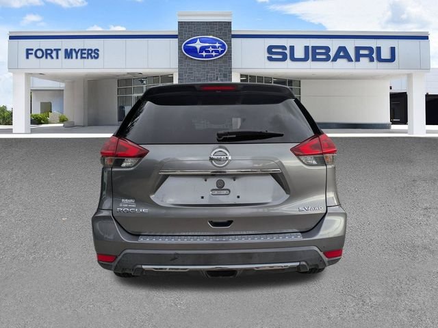 Used 2018 Gray Nissan SV image 6