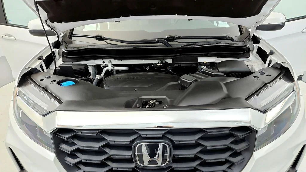 Used 2023 White Honda EX-L image 15