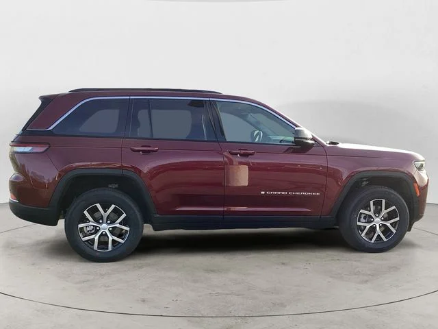 New 2026 Velvet Red Pearlcoat Jeep LIMITED 4X4 image 7