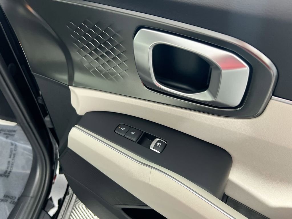 New 2026 Aurora Black Pearl Kia EX image 30