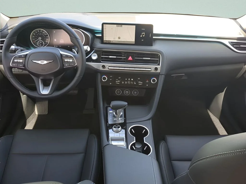 2026 GENESIS G70 Standard - Photo 11