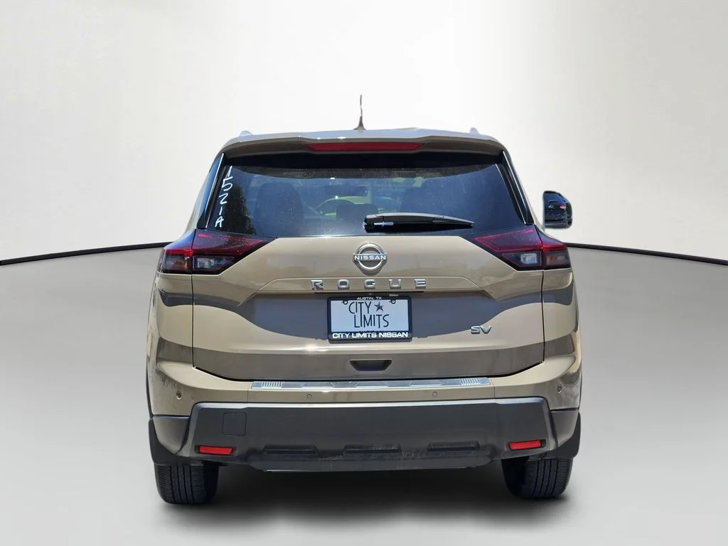 Certified Used 2024  Nissan SV image 6