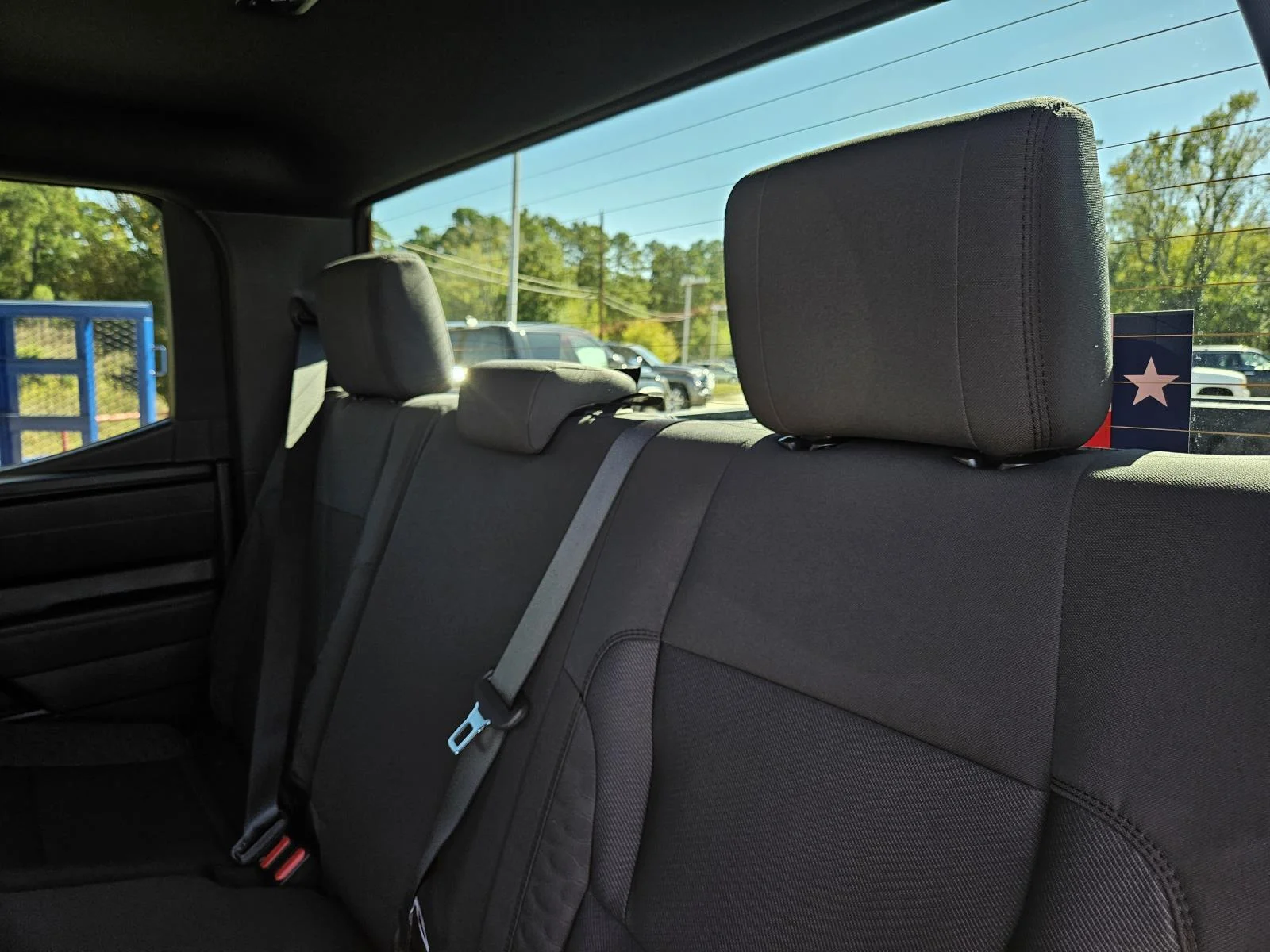2026 Toyota Tundra SR5 - Photo 27