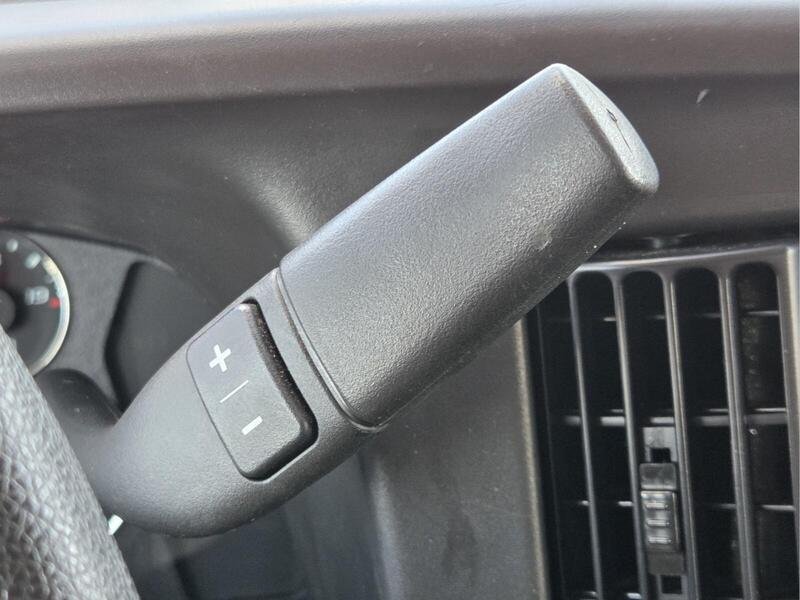 Used 2025 Summit White CHEVROLET RWD 2500 135" image 26