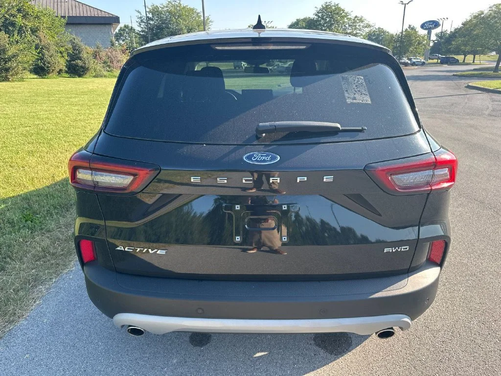 Used 2024 Black Ford Active image 10