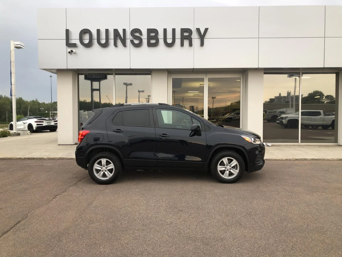 Used 2022 Blue Chevrolet AWD 4dr LT w/ Leather image 2