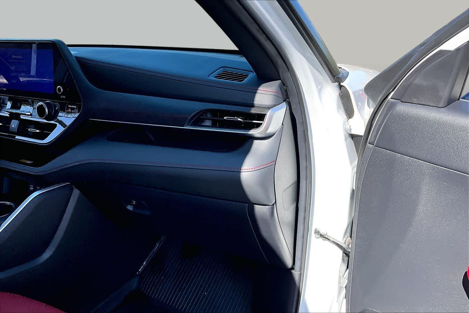 Certified Used 2024 Wind Chill Pearl Toyota XSE image 18