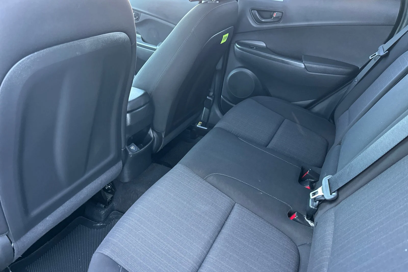 Used 2023 Teal Isle Hyundai SEL image 12
