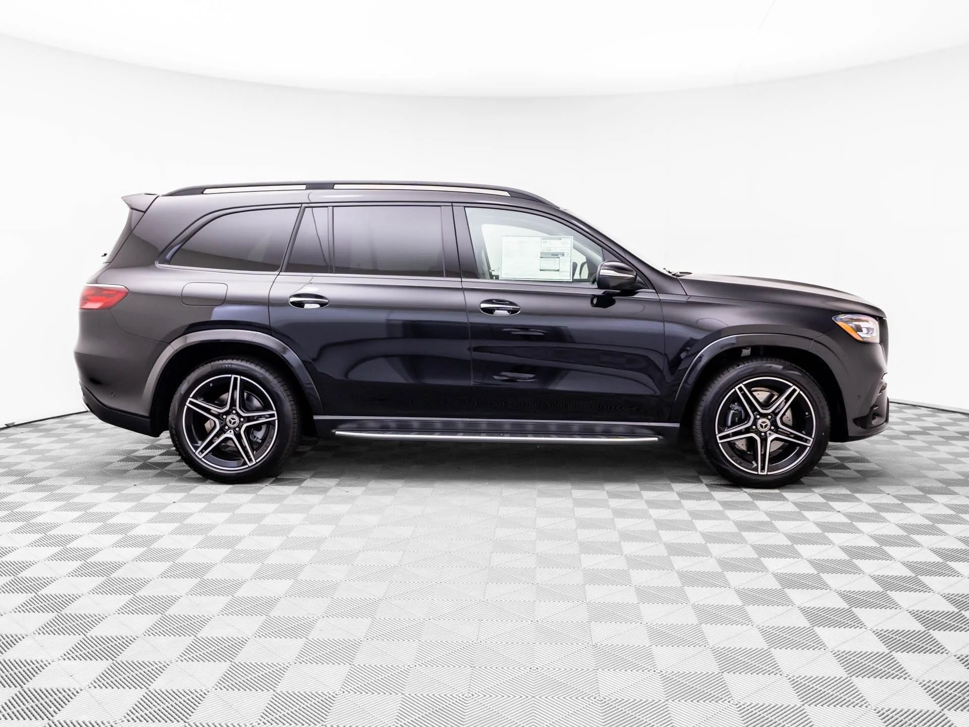 New 2026 Black Mercedes-Benz GLS 450 image 6