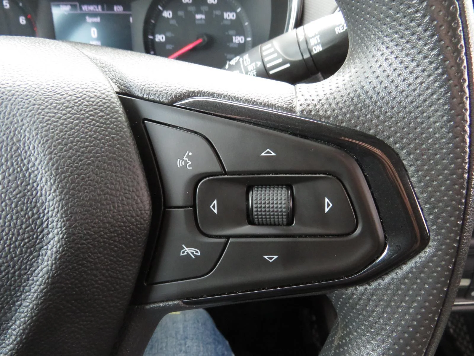 Used 2021 Mosaic Black Metallic Chevrolet LT image 37