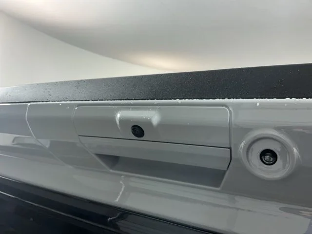 New 2026 Avalanche Ford Platinum image 9