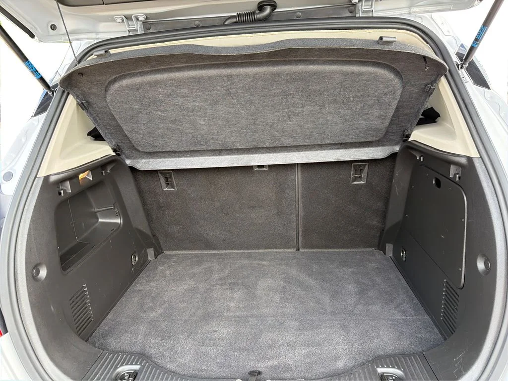 Used 2017 Quicksilver Metallic Buick Sport Touring image 13