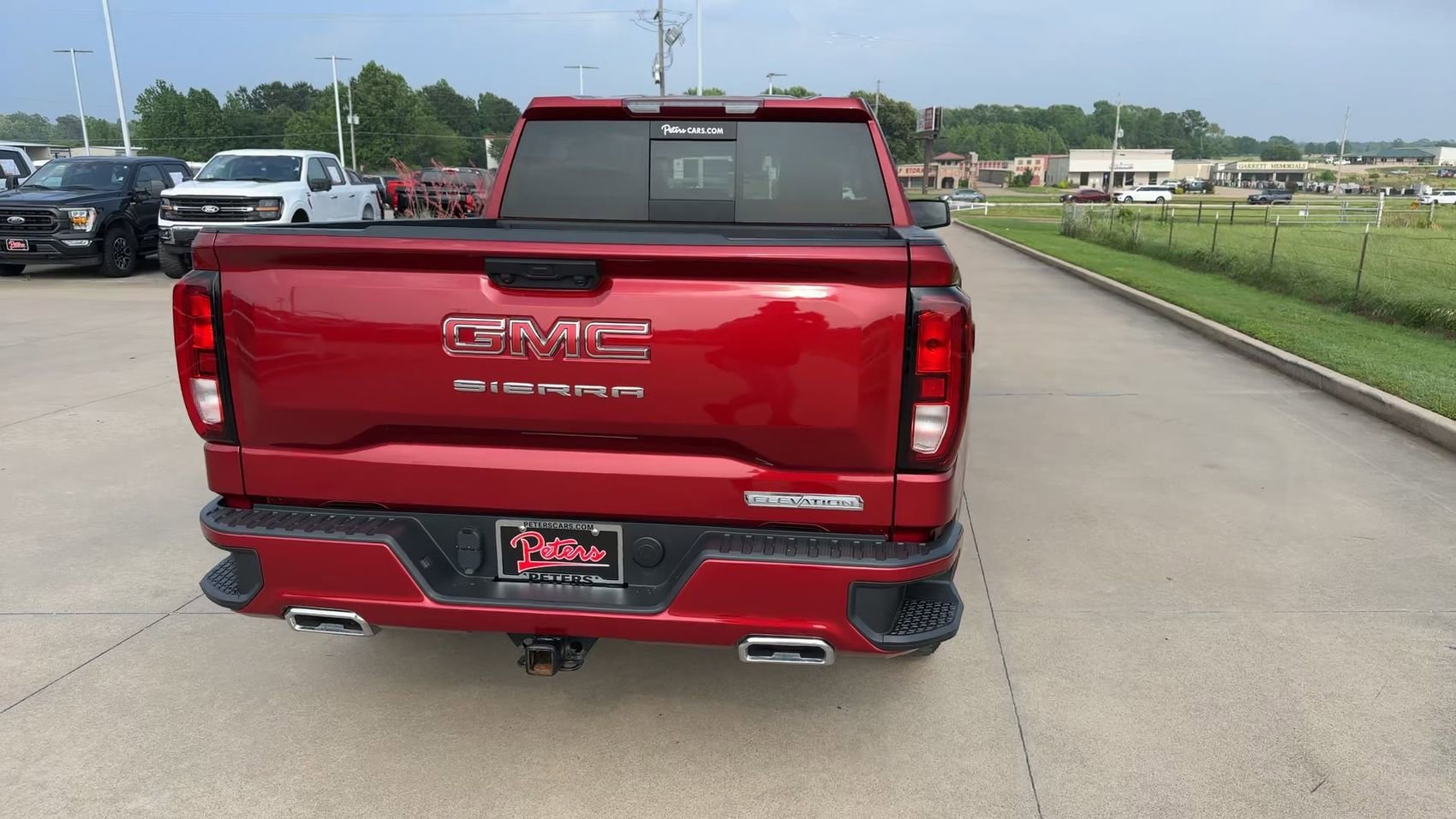 Used 2023 Volcanic Red Tintcoat GMC Elevation image 8