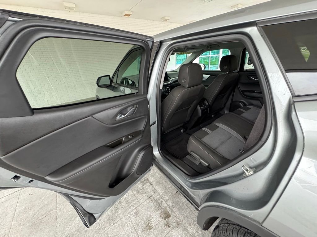 Used 2023 Gray Chevrolet LT image 19