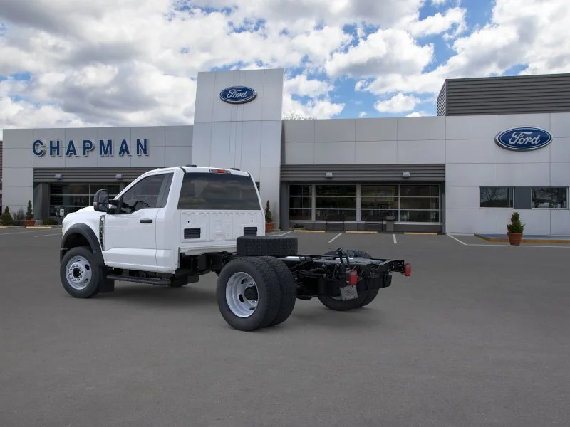 New 2026 Oxford White Ford F-550® XL image 4