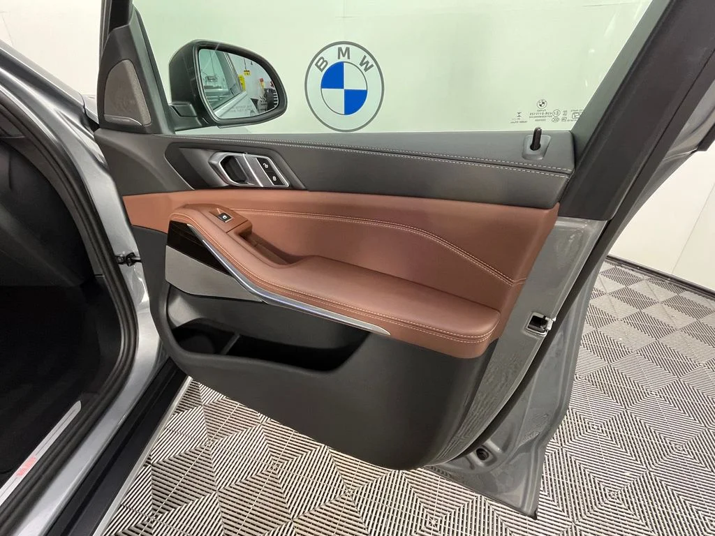 Certified Used 2026 Gray BMW xDrive40i image 24
