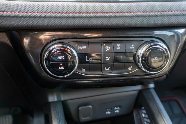 Used 2025 Gray Chevrolet RS image 29