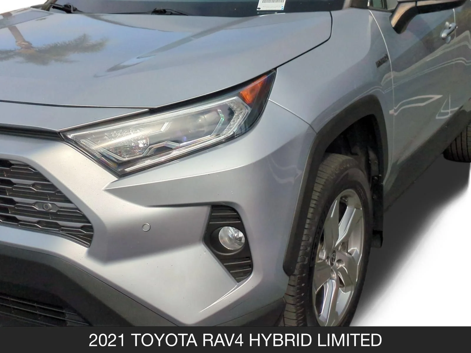 Used 2021 Silver Sky Metallic Toyota Hybrid Limited image 10