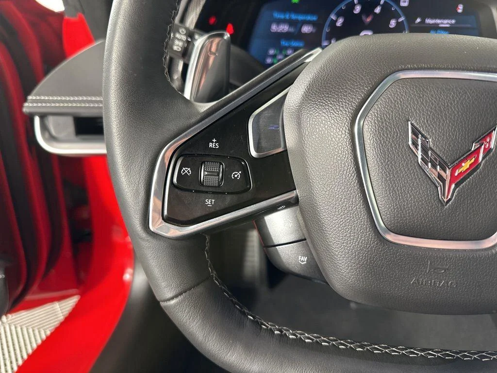 Used 2021 TORCH RED Chevrolet 2LT image 14
