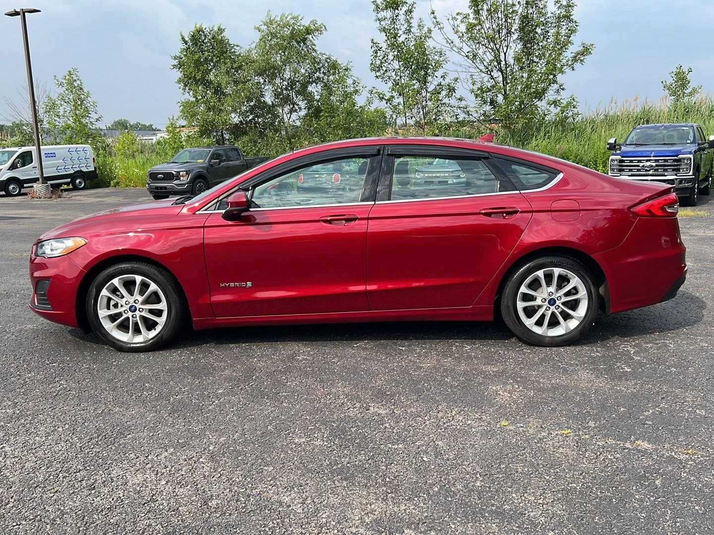 Used 2019 Ruby Red Metallic Tinted Clearcoat Ford SE image 18
