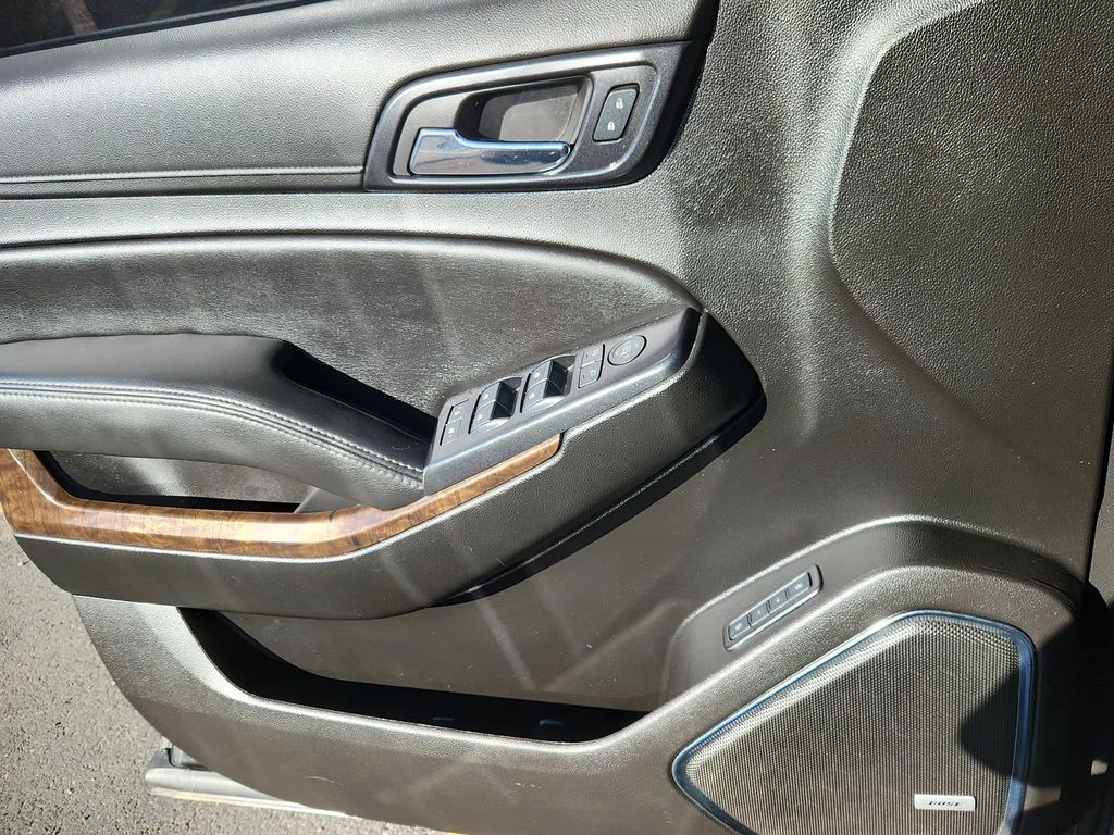 Used 2020 Black Chevrolet LT image 9