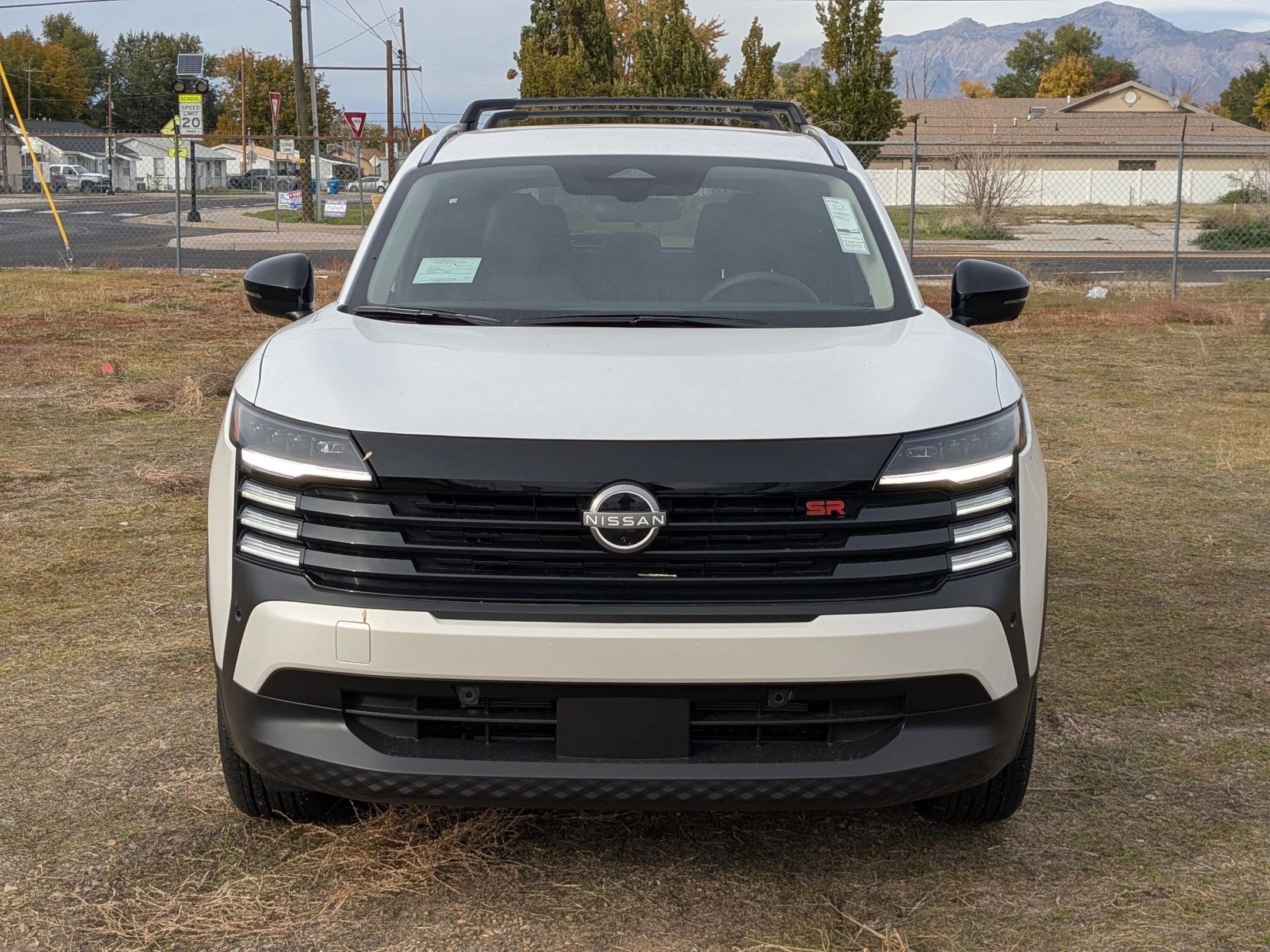 New 2026 Aspen White Tricoat Nissan SR image 9