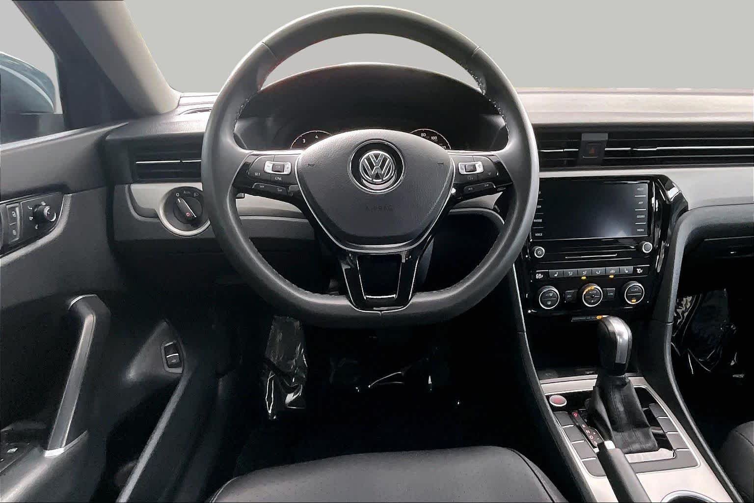 Certified Pre-Owned 2022 Volkswagen Passat 2.0T SE