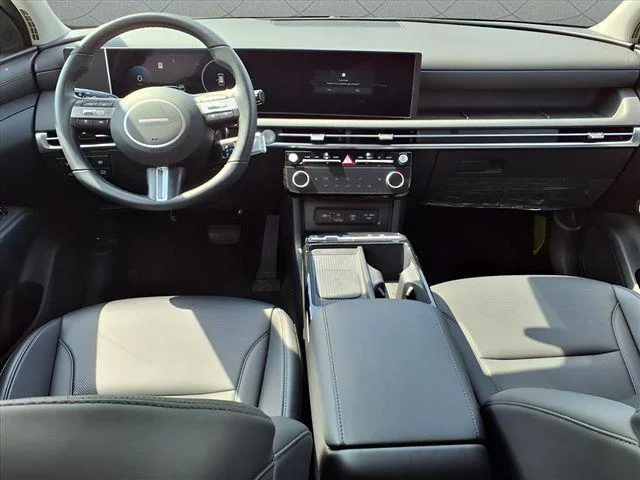 New 2025 White Hyundai SEL Convenience image 15