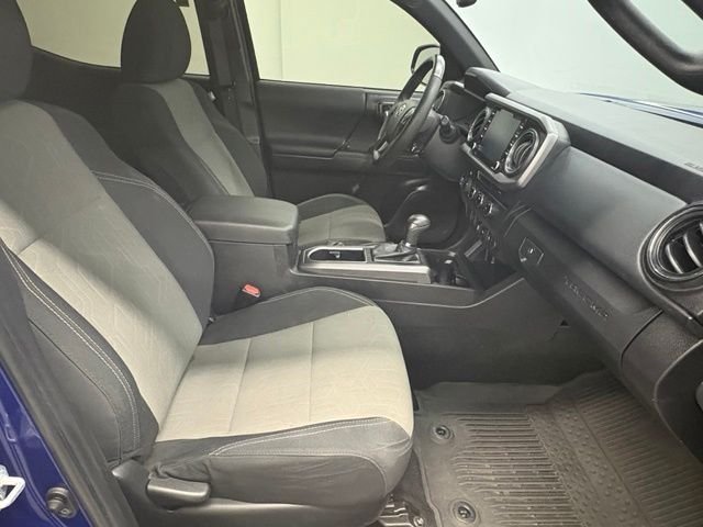 Used 2022 Blue Toyota TRD Off-Road image 33