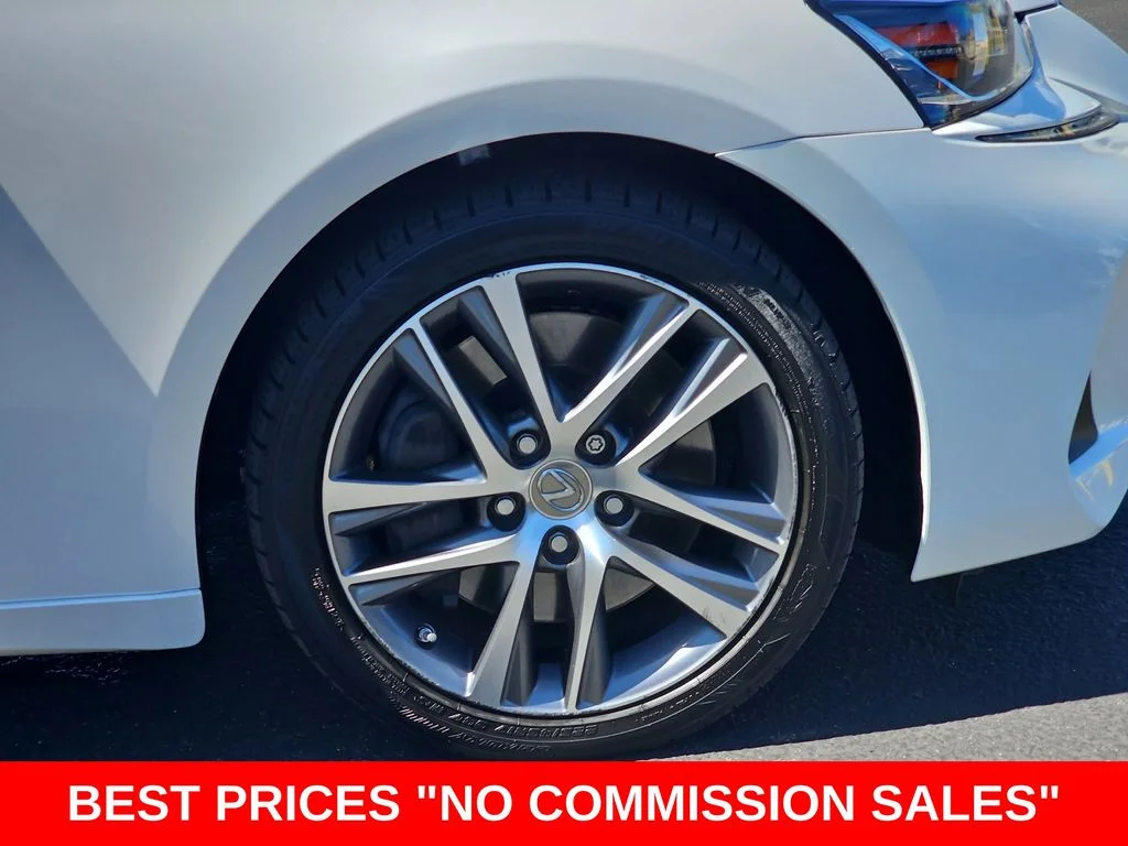 Used 2020 White Lexus 300 image 37