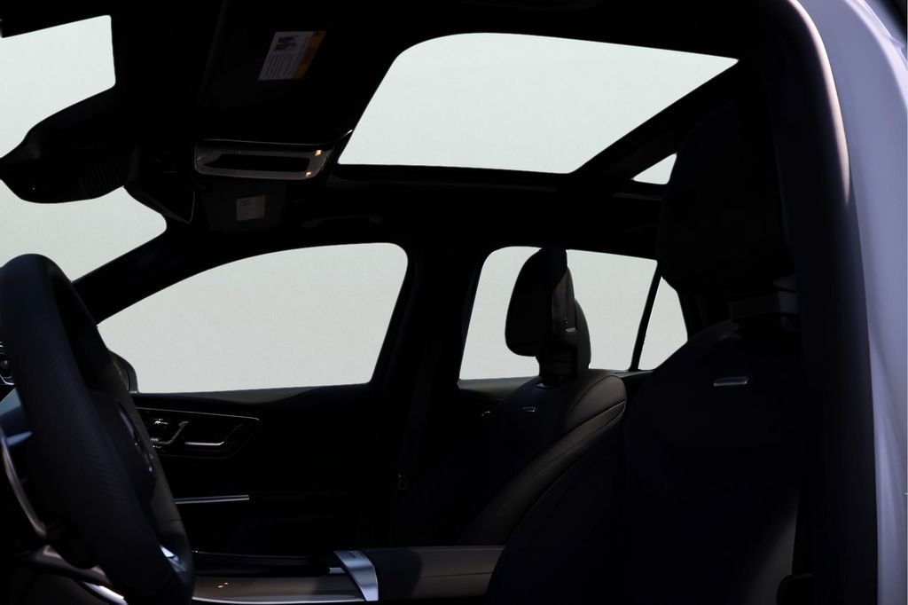 2025 Mercedes-Benz GLC AMG GLC63 S - Photo 84