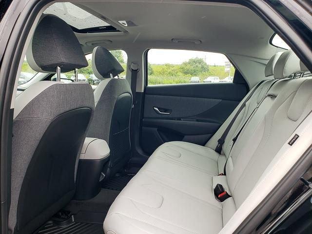 New 2025 Black Hyundai Limited image 18