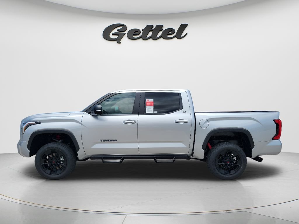 2026 Toyota Tundra SR5 - Photo 8
