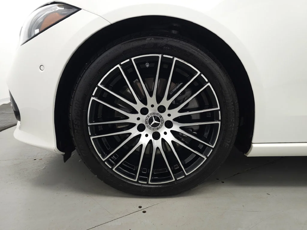 Used 2026 Polar White Mercedes-Benz C 300 image 32