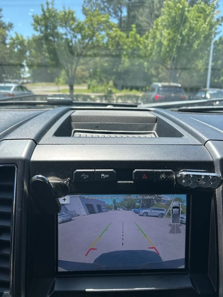Used 2018 Gray Ford XLT image 12