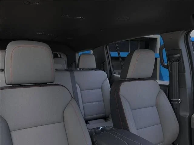 2025 Chevrolet Traverse LT - Photo 25