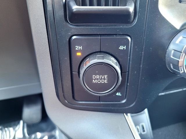 Used 2025  Ford XLT image 17