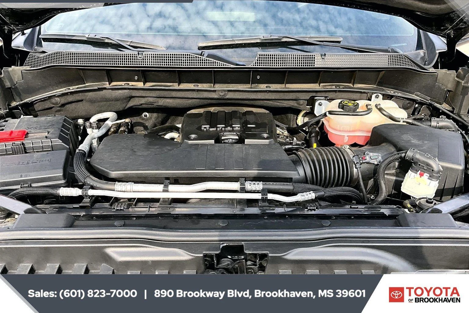 Used 2023 Black Chevrolet Custom image 8