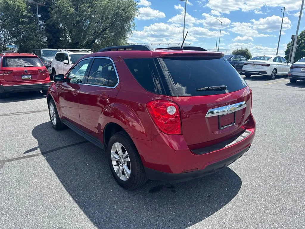 Used 2015 Crystal Red Tintcoat Chevrolet LT image 21