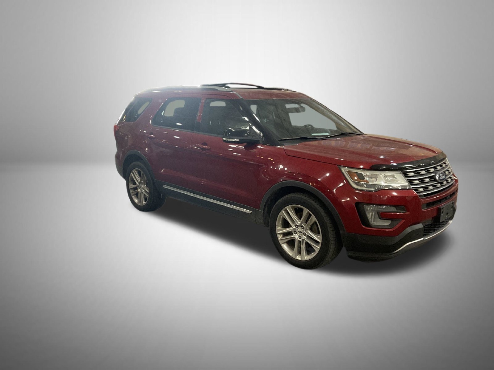 Used 2016 Red Ford XLT image 4