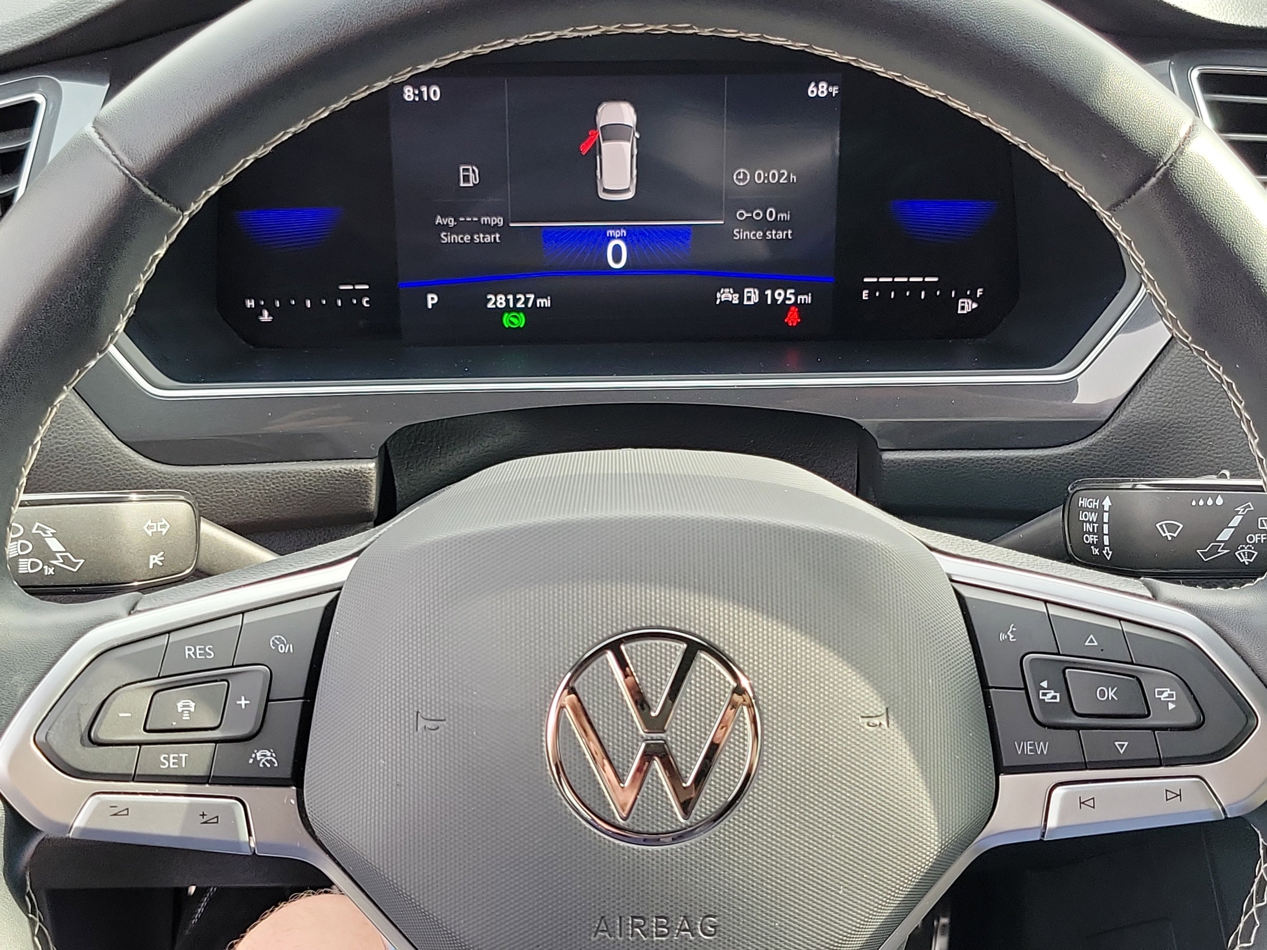 2023 Volkswagen Tiguan SE R-LINE BLACK - Photo 12