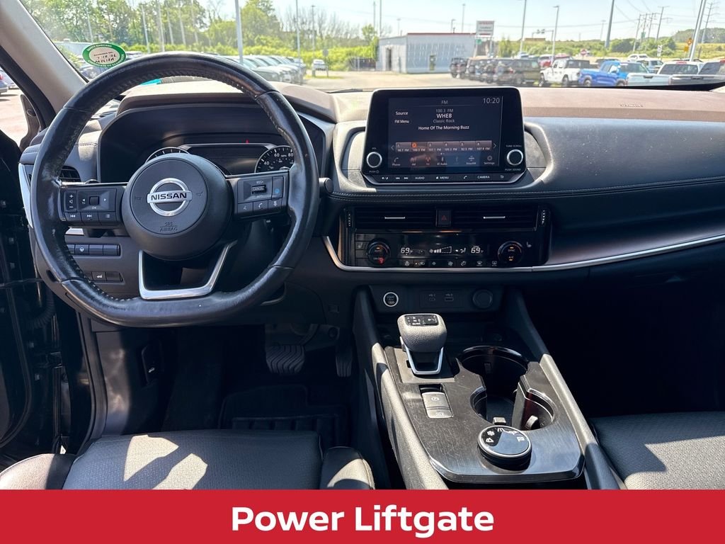 Used 2021 Super Black Nissan SV premium w/heated seats & panoramic roof image 19