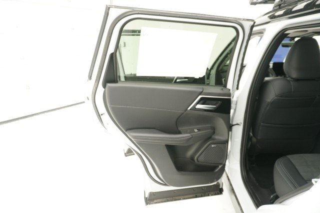 2025 Mitsubishi Outlander Trail Edition - Photo 17