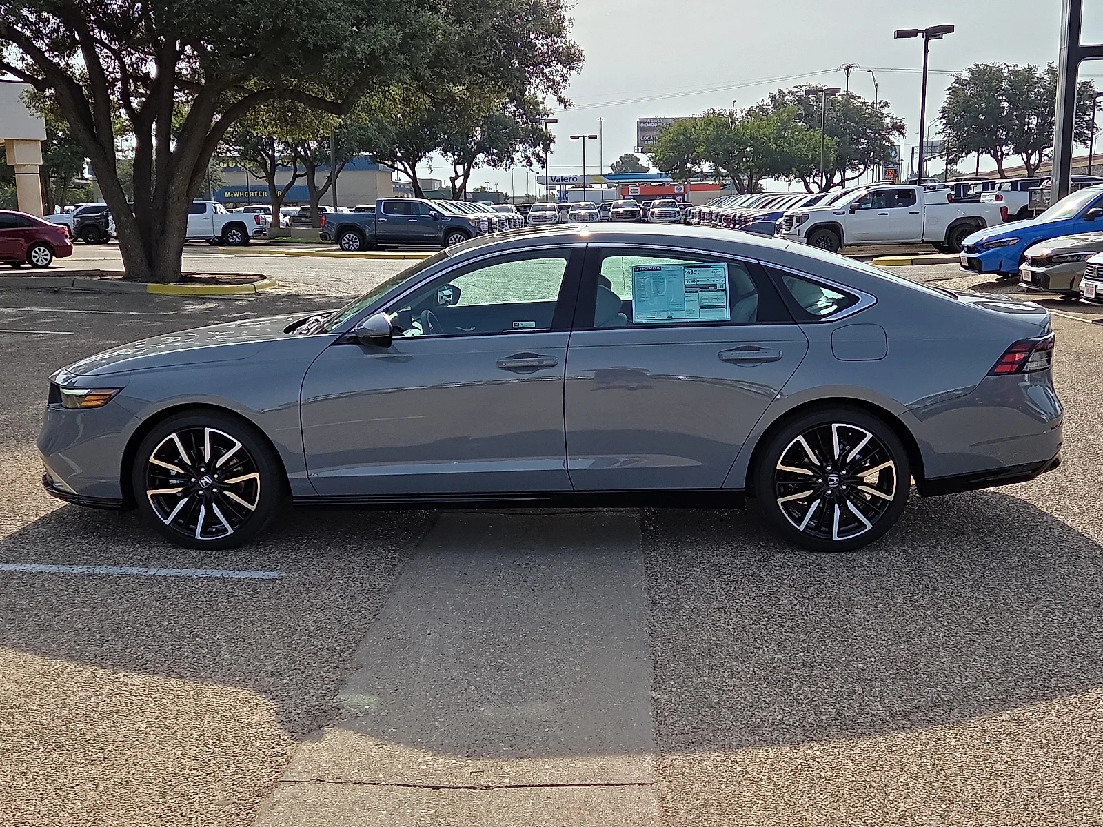 New 2026 Urban Gray Pearl Honda Touring Hybrid image 2
