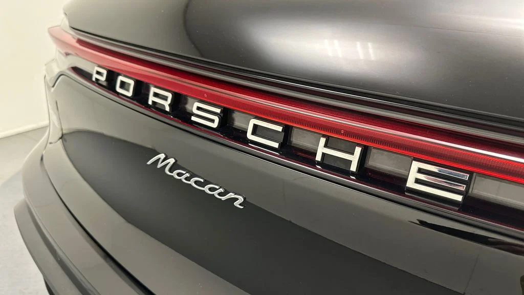 Used 2022 Black Porsche Base image 21