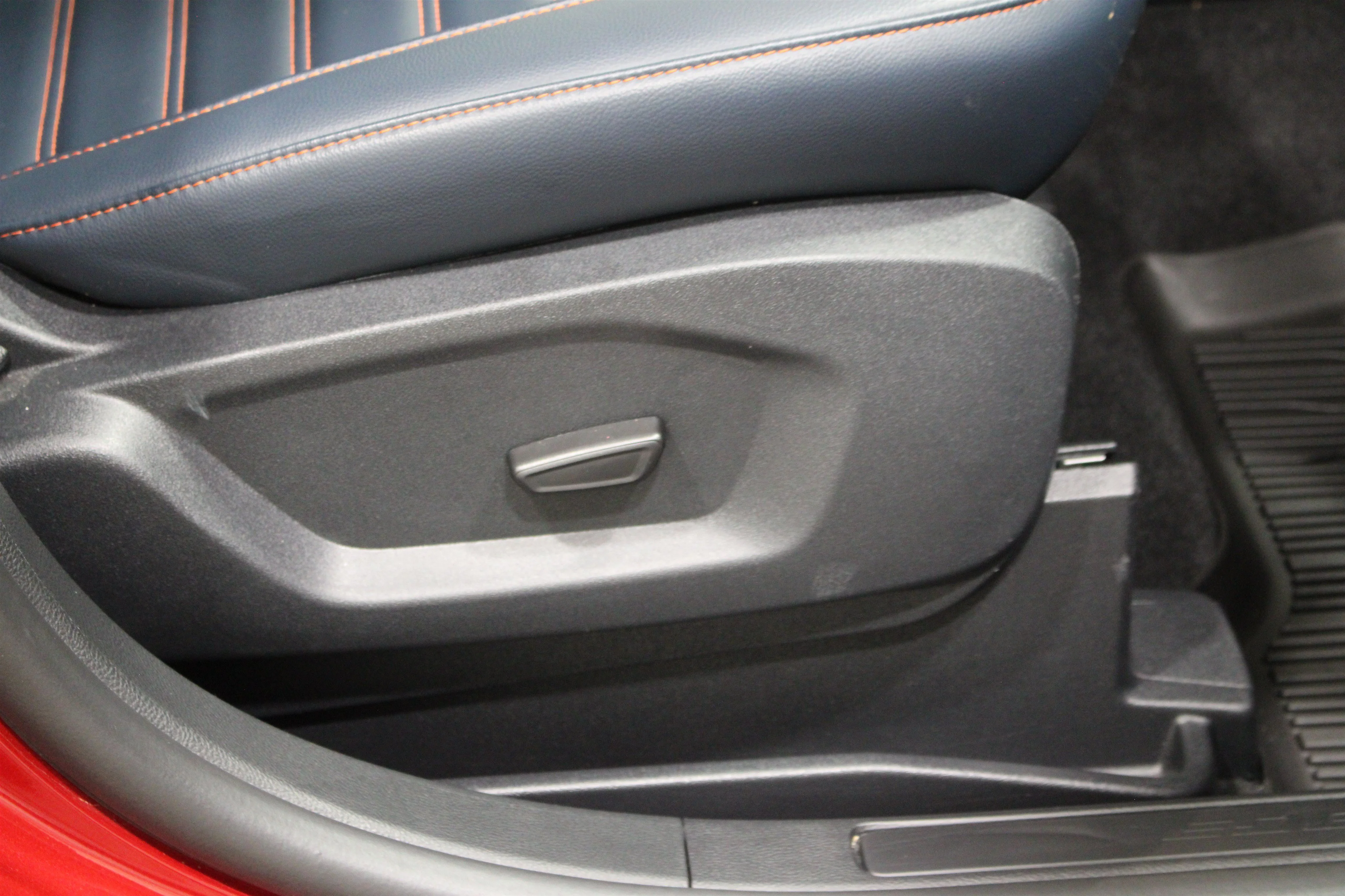2024 Ford Edge SEL - Photo 27